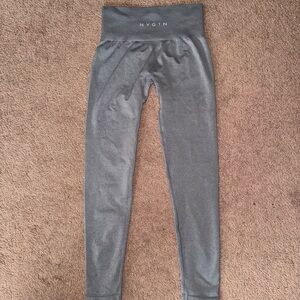 NVGTN High-Waisted Gray Athletic Leggings